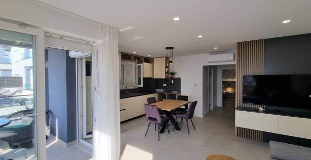 Apartment Punta Silo A1 – Pool and Sea View