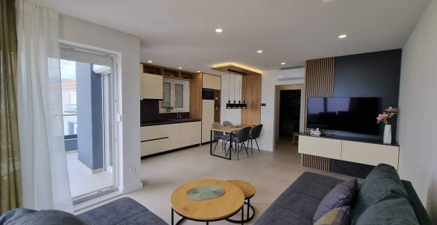 Apartment Punta Silo A8 – Pool and Sea View