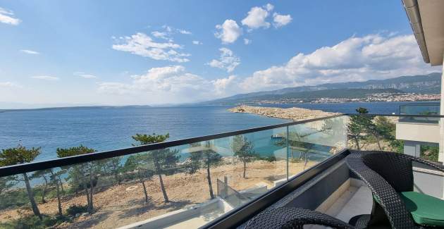 Apartment Punta Silo B8 – Pool and Sea View