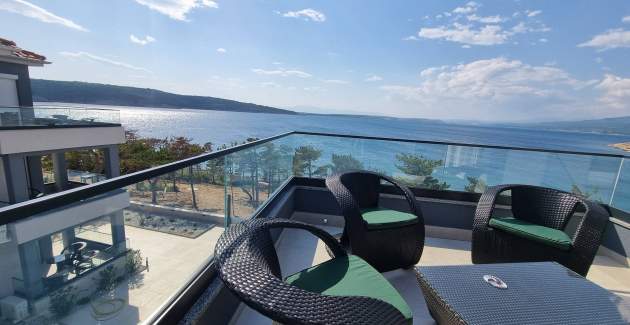 Apartment Punta Silo B8 – Pool and Sea View