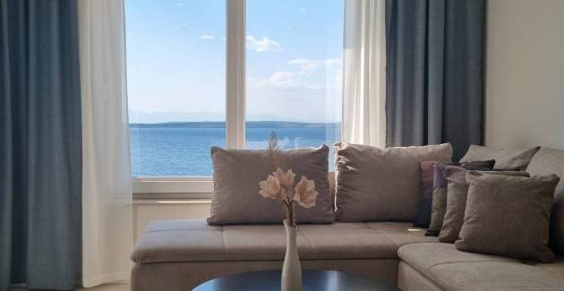 Apartment Punta Silo B8 – Pool and Sea View