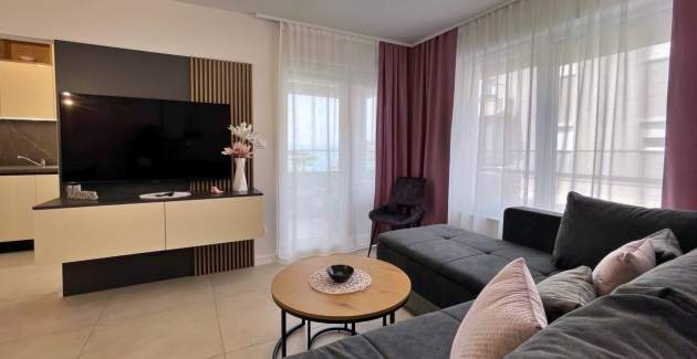 Apartment Punta Silo A7 – Pool and Sea View