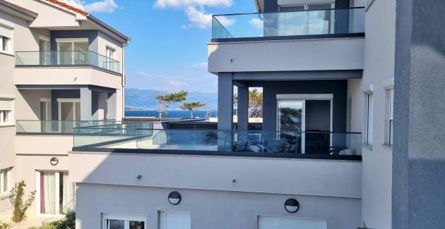 Apartment Punta Silo A7 – Pool and Sea View