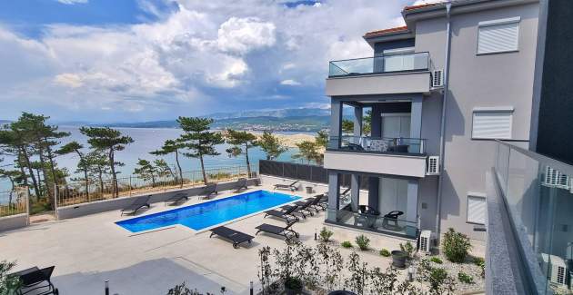 Apartment Punta Silo A7 – Pool and Sea View