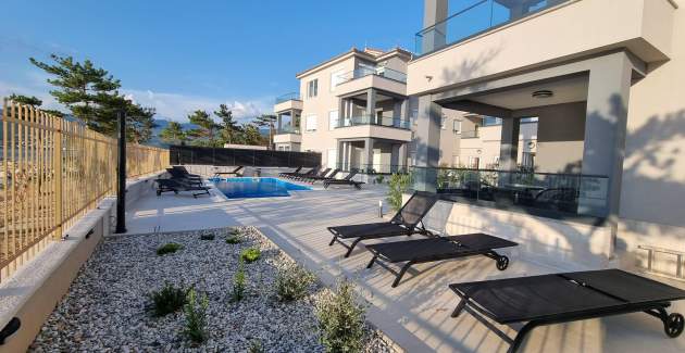 Studio Apartment Punta Silo A3 - Pool and Sea View
