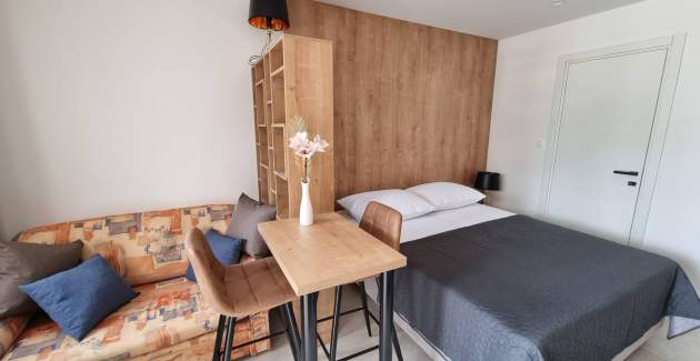 Studio Apartment Punta Silo A4 – Pool and Sea View