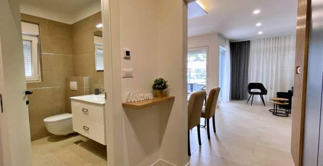 Apartment Punta Silo B1 – Pool and Sea View