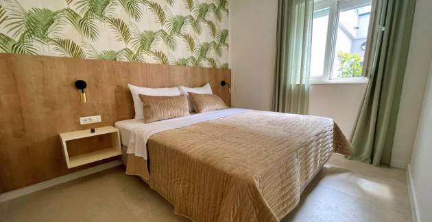 Apartment Punta Silo B1 – Pool and Sea View