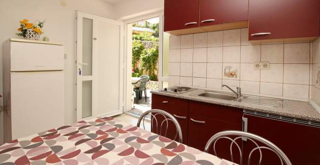 Apartman Radosna 2 – 300 m od mora