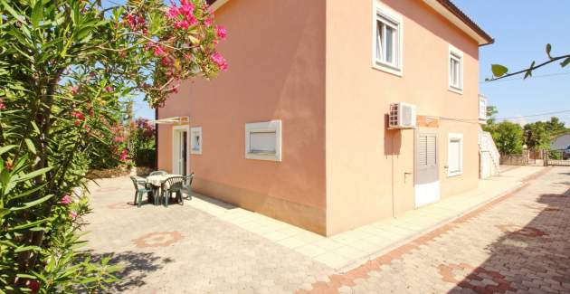 Apartman Radosna 2 – 300 m od mora