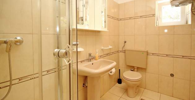 Apartman Radosna 2 – 300 m od mora