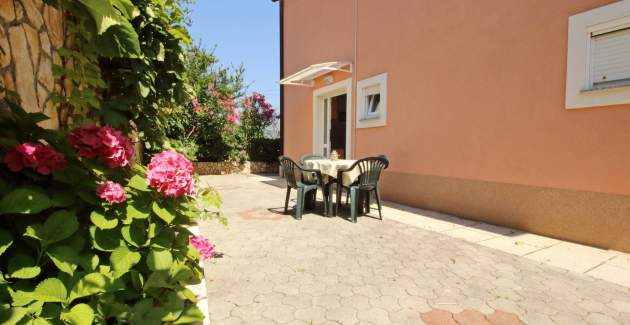 Apartman Radosna 2 – 300 m od mora