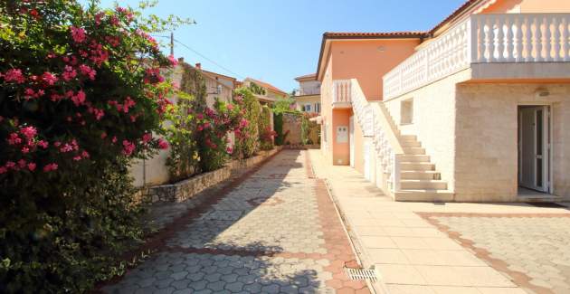 Apartman Radosna 3 – 300 m od mora