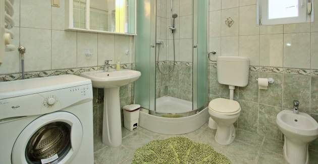 Apartman Radosna 3 – 300 m od mora