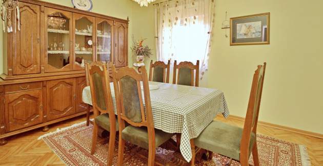 Apartman Radosna 3 – 300 m od mora