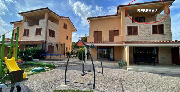 Apartman Rebeka 3 – pogled more, 160 m od mora