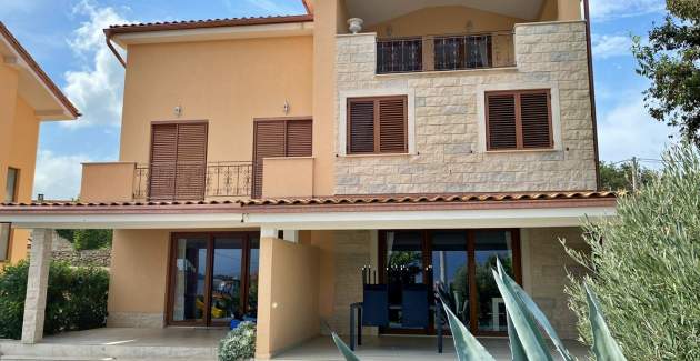 Apartman Rebeka 1 – pogled more, 160 m od mora