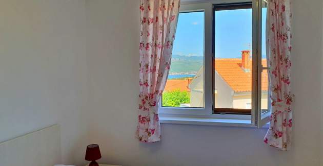 Apartman Rebeka 1 – pogled more, 160 m od mora
