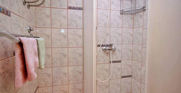 Studio Apartment Renata with Balcony