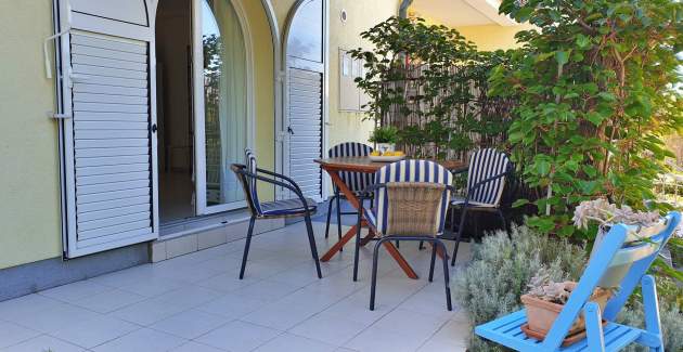 Apartment Savic A2 – 90 m from the Beach