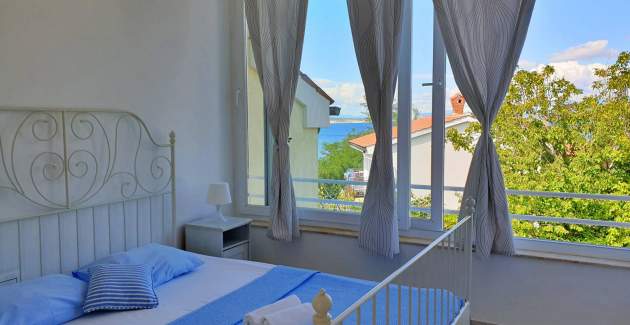 Apartment Savic A4 – 90 m from the Beach
