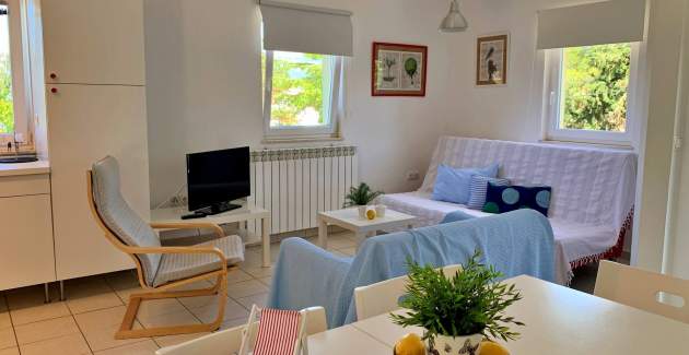 Apartment Savic A4 – 90 m from the Beach
