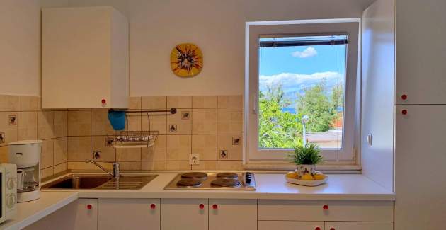 Apartment Savic A4 – 90 m from the Beach