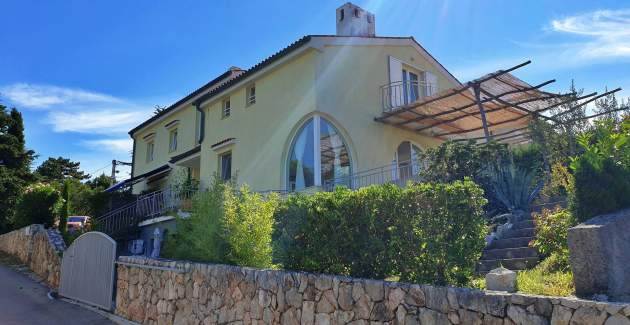 Apartment Savic A4 – 90 m from the Beach