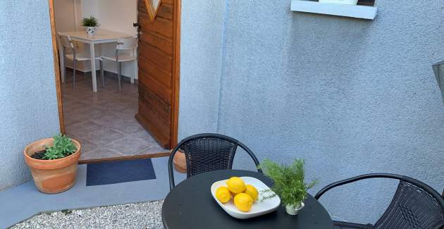 Studio Apartment Savic – 90 m from the Beach