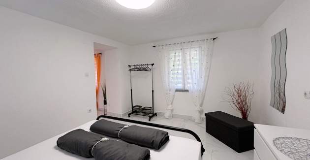 Top Apartment 1 – Pet- and Wheelchair-Friendly