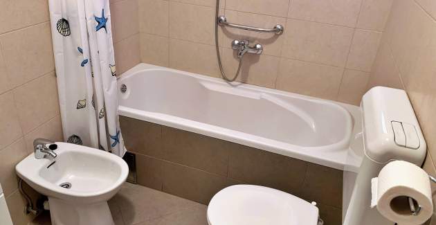 Apartment Viola – Terrace and Garden View