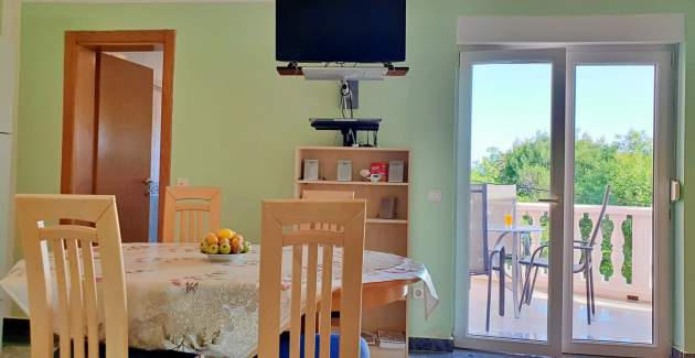 Apartment Vodopija D – near Mud Beach