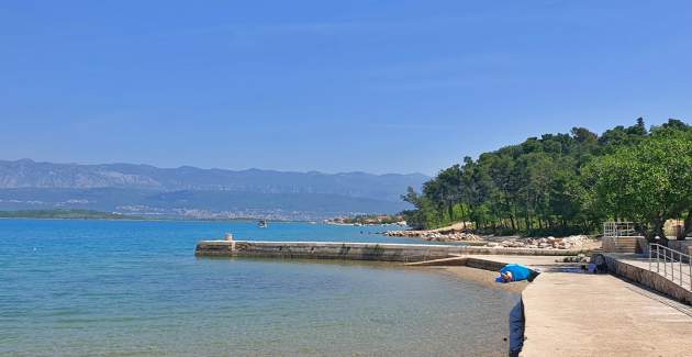 Apartment Vodopija L – near Mud Beach