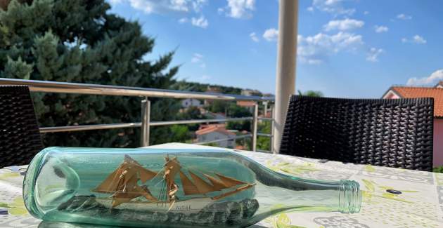 Apartman Volarić A8 – pogled more, 160 m od mora