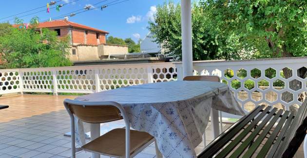 Apartman Volarić A8 – pogled more, 160 m od mora