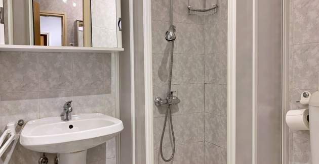 Apartman Volarić A8 – pogled more, 160 m od mora