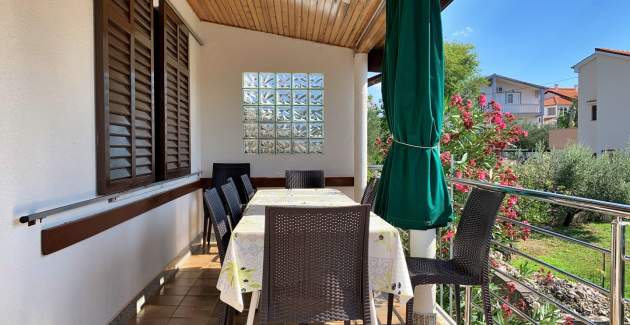 Apartman Volarić A8 – pogled more, 160 m od mora