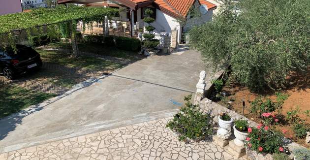 Apartman Volarić A8 – pogled more, 160 m od mora