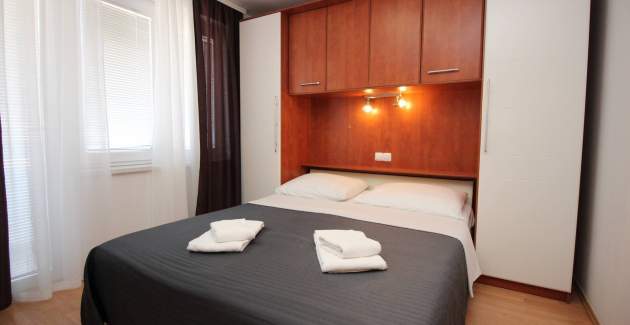 Apartment Brnic AQ 3 - with Balcony, 90 m from the Beach