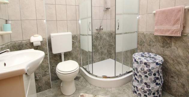 Apartment Dorcic AQ 1 - central Location, close to the Beach