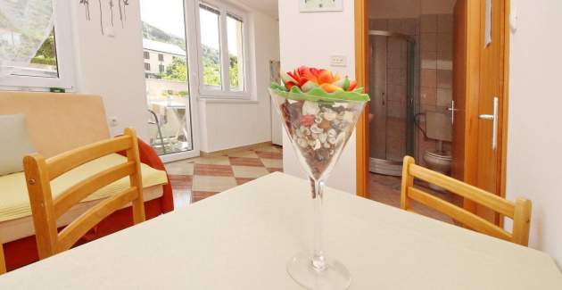 Apartment Dorcic AQ 2 - central Location, close to the Beach