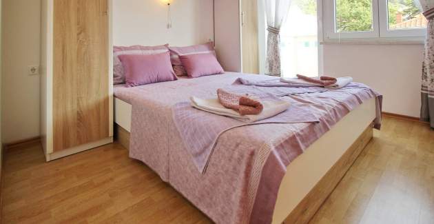 Apartment Dorcic AQ 3 - central Location, close to the Beach