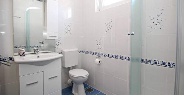 Apartman Bebek – s balkonom i parkingom