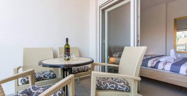 Appartamento moderno Berisha 1 n.2 – con balcone