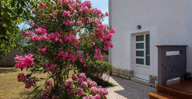 Apartman Berisha 2 br.4 - s terasom