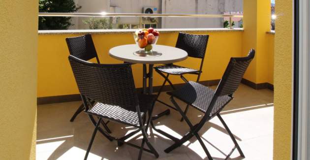 Charming Apartment Brnic No.5 - with Balcony