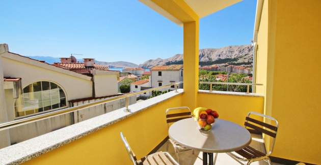 Charming Apartment Brnic No.8 - with Balcony 