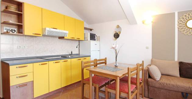 Appartamento Brnić Nar. mare - con vista mare, a 350 m dalla spiaggia