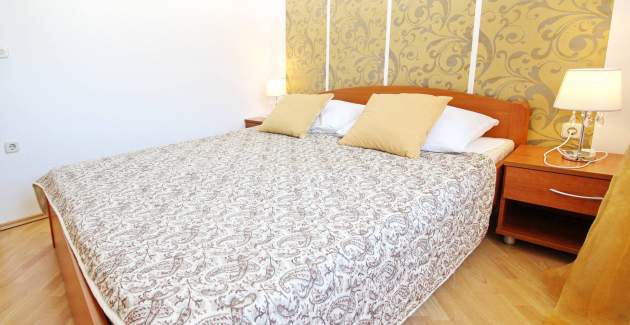 Appartamento Brnić Nar. mare - con vista mare, a 350 m dalla spiaggia