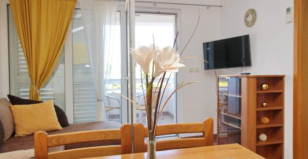 Appartamento Brnić Nar. mare - con vista mare, a 350 m dalla spiaggia